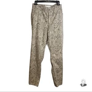 Women’s Classic EST 1946 denim curvy pants size 18 W